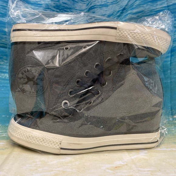 CONVERSE CHUCK TAYLOR ALL STAR SUEDE LUX WEDGE SNEAKERS - Picture 1 of 11